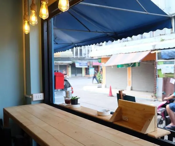 Fat Cat Hostal